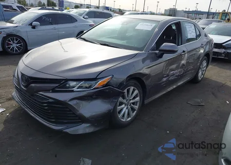 2019 Toyota Camry Le из США, поврежденный, VIN 4T1B11HK6KU802495